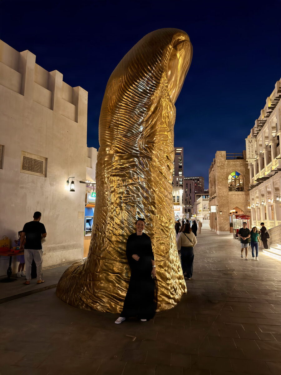 Pouce ("Thumb") sculpture by César Baldaccini in Souq Waqif – or an Arrakis Sandworm?!