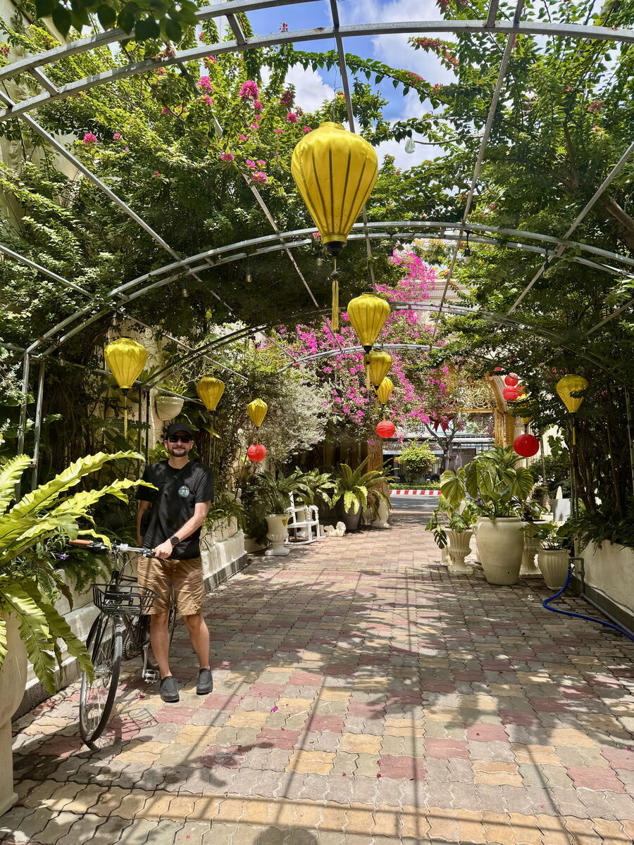 The arch still reads Xuân Bính Ngọ 2026, but the park dresses up like this all year.
